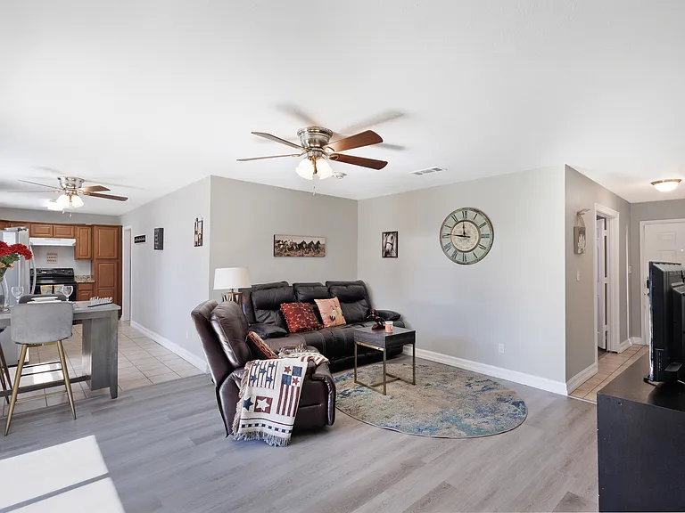 410 Lorine St — Photo 16