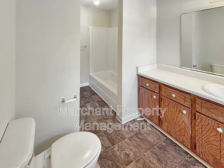 118 Creek Dr — Photo 15
