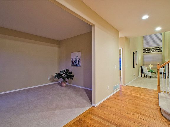 Entry into Liv Rm & Great Rm