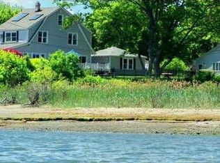 118 Narragansett St, North Kingstown, RI 02852