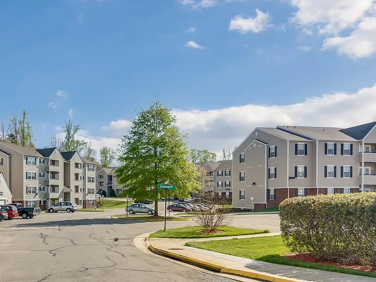 Creekpointe Apartments — Photo 19
