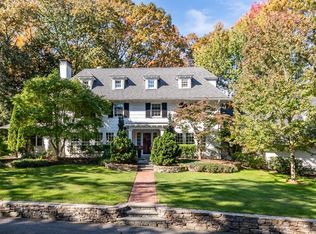 30 Colburn Rd, Wellesley, MA 02481