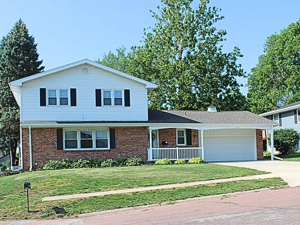 1317 W Park St, Harlan, IA 51537