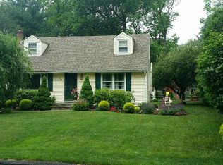 19 W Elizabeth Dr, Randolph, NJ 07869