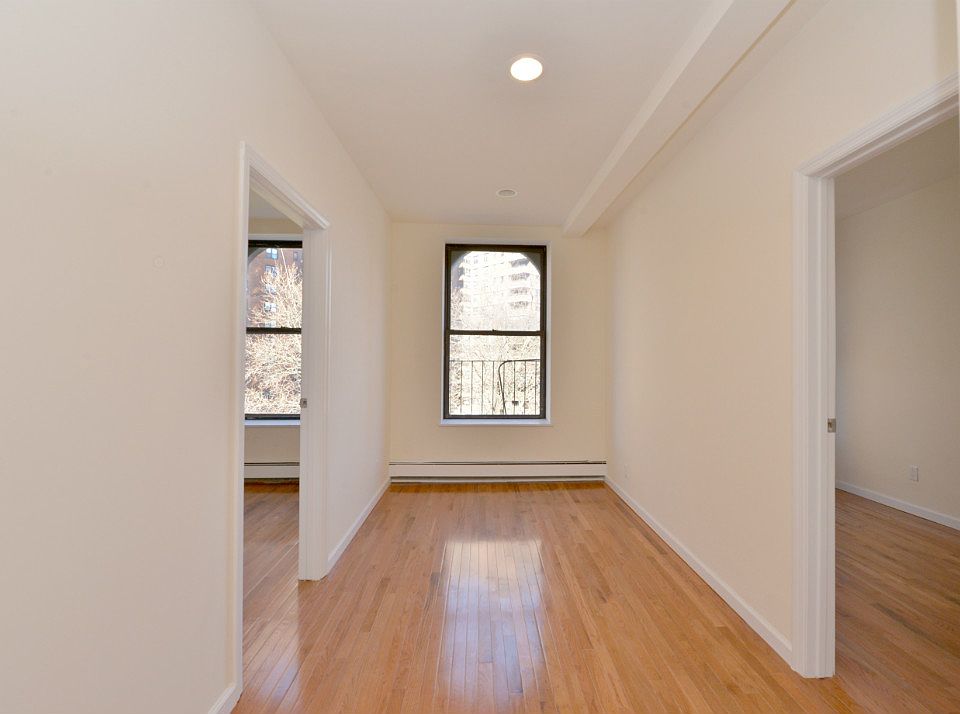 1st image of 215 E Broadway APT 4F