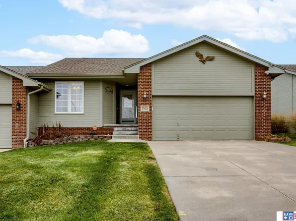 17423 Polk St, Omaha, NE 68135