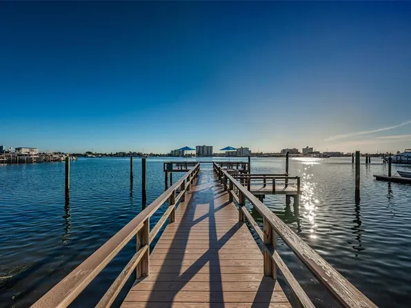 483 E SHORE DRIVE #A4, CLEARWATER BEACH, FL 33767