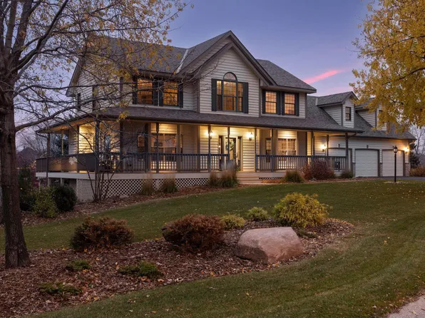 1596 Wexford Cir, Eagan, MN 55122