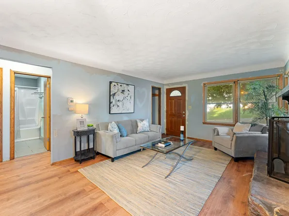 127 16th Ave S, South Saint Paul, MN 55075