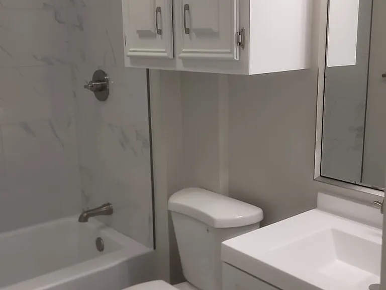 430 Lee St — Photo 17