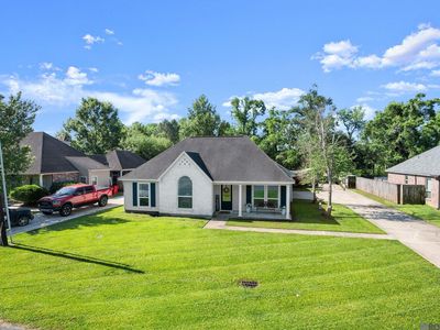 44417 Kaytain Xing, Sorrento, LA, 70778