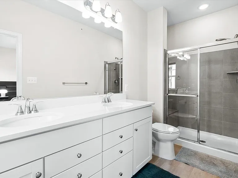 Double vanity