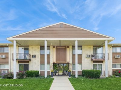 9518 Dee Rd #203C, Des Plaines, IL, 60016