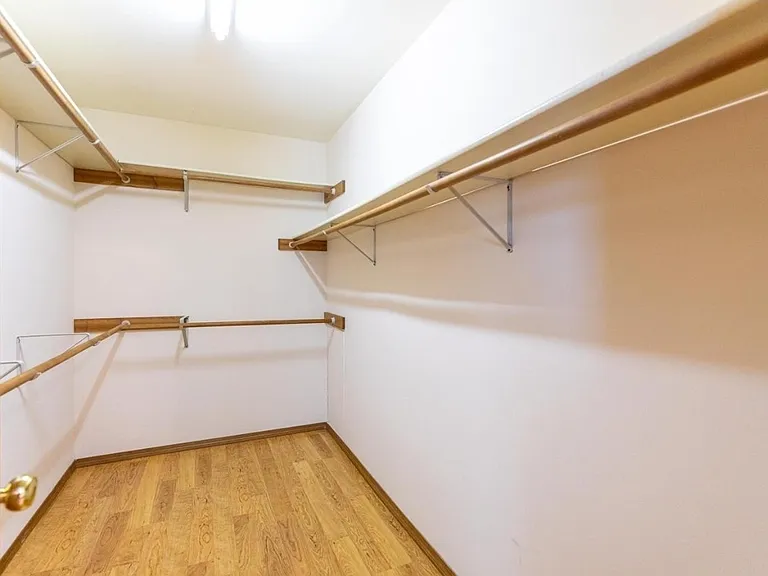 878 Sky Ridge Dr — Photo 14