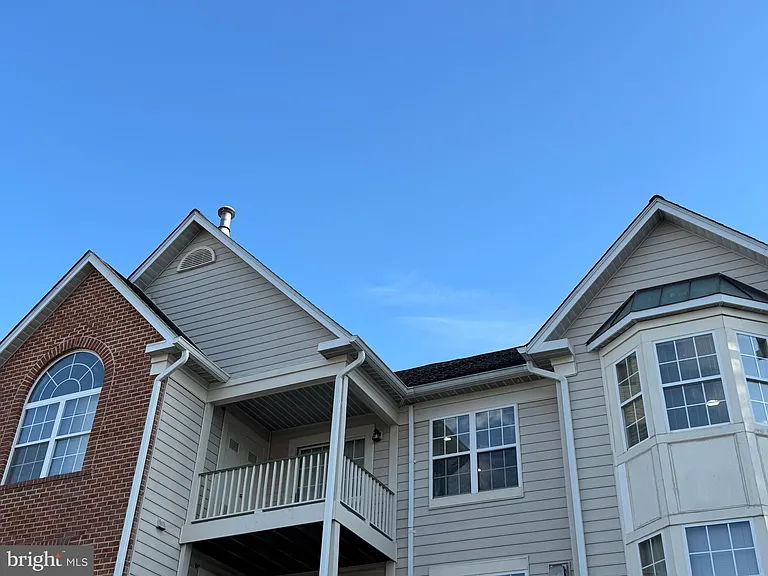 6900 Saint Ignatius Dr #304 — Photo 33