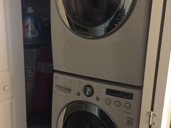 In Unit Washer and Dryer