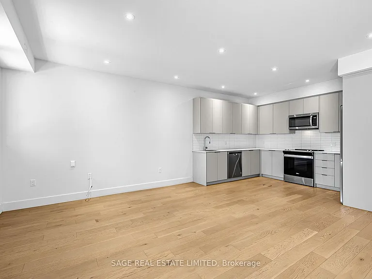 909 Castlefield Ave #1 — Photo 14