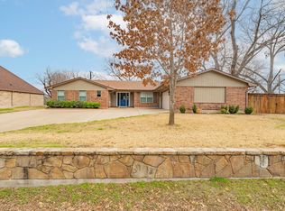 7115 Westover Dr, Granbury, TX 76049