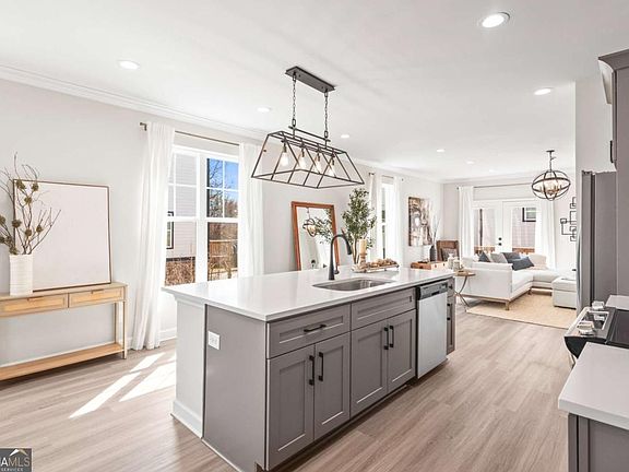 3rd image of 1967 Hollywood Rd NW #18