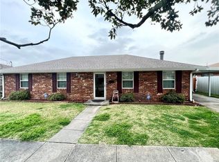 2221 Gallo Dr, Chalmette, LA 70043