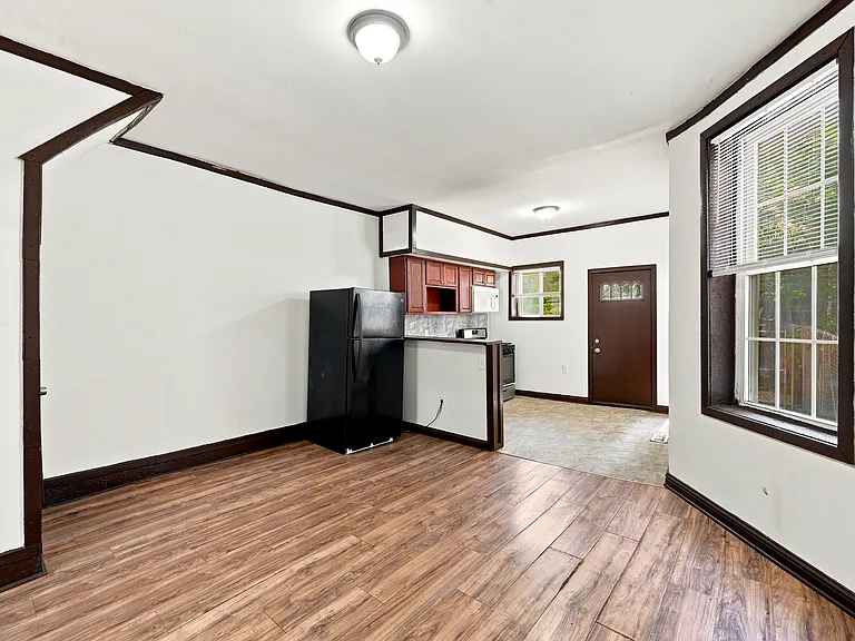 5459 Race St — Photo 5