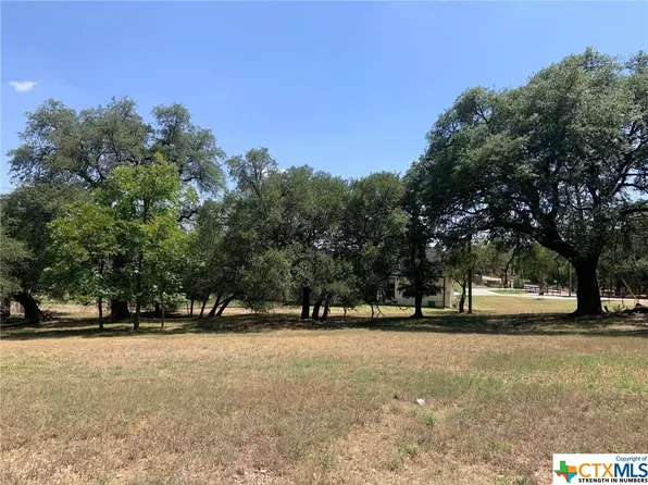 Salado Plaza Dr, Salado, TX 76571