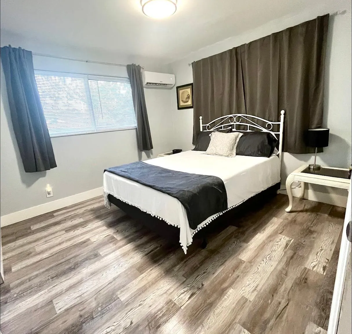 1 bed, $2,100 — Photo 2