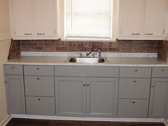 4th image of 3732 N 23rd St