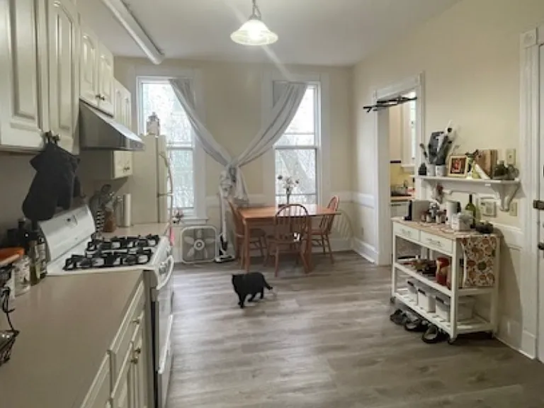 185 Lawrence St #3 — Photo 10