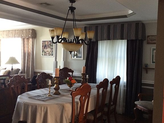 2nd image of 23 Doral Dr