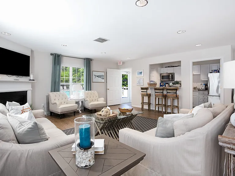 Still Meadow Village — Photo 32