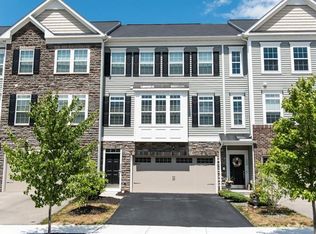 202 Eagle Dr, Cranberry Twp, PA 16066