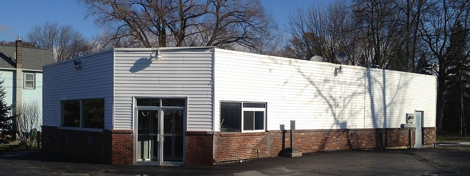 2nd image of 1723 Quaker Rd