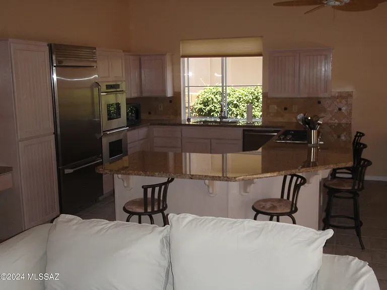 65535 E Desert Side Dr — Photo 8