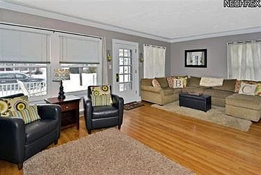 2nd image of 1527 Prospect Ave