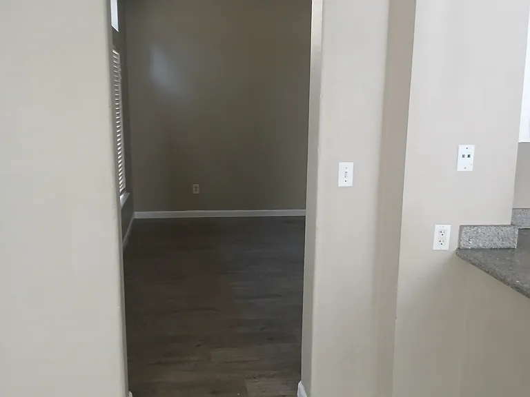 4741 Knollpark Cir — Photo 18