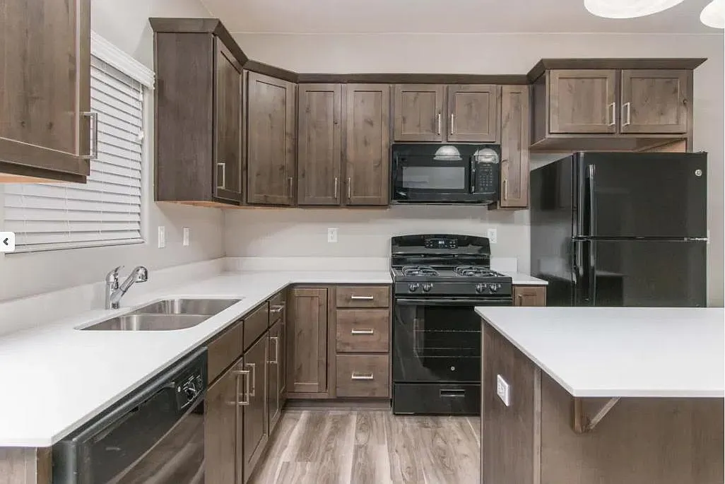 Building Photo - 1541 Quartz Dr