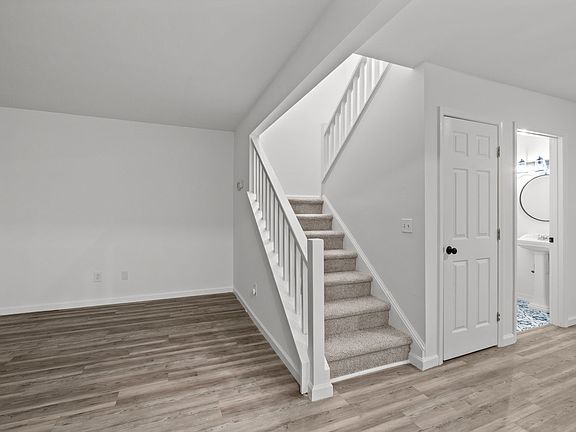 4th image of 256 Brookberry Cir