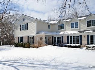 1180 Hamilton Ln, Deerfield, IL 60015