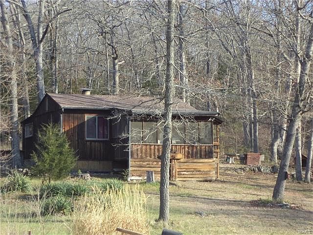 1st image of 515 Dogwood Ln
