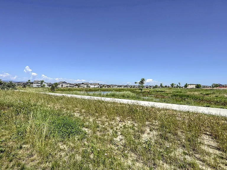1748 Ruddlesway Dr — Photo 35