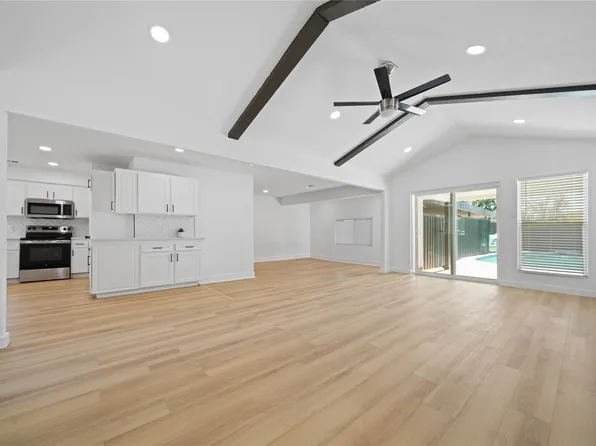 2020 Reagan Blvd, Carrollton, TX 75006