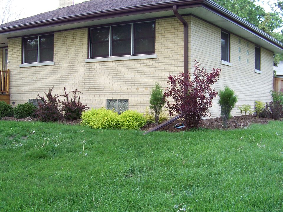South End Facing West 