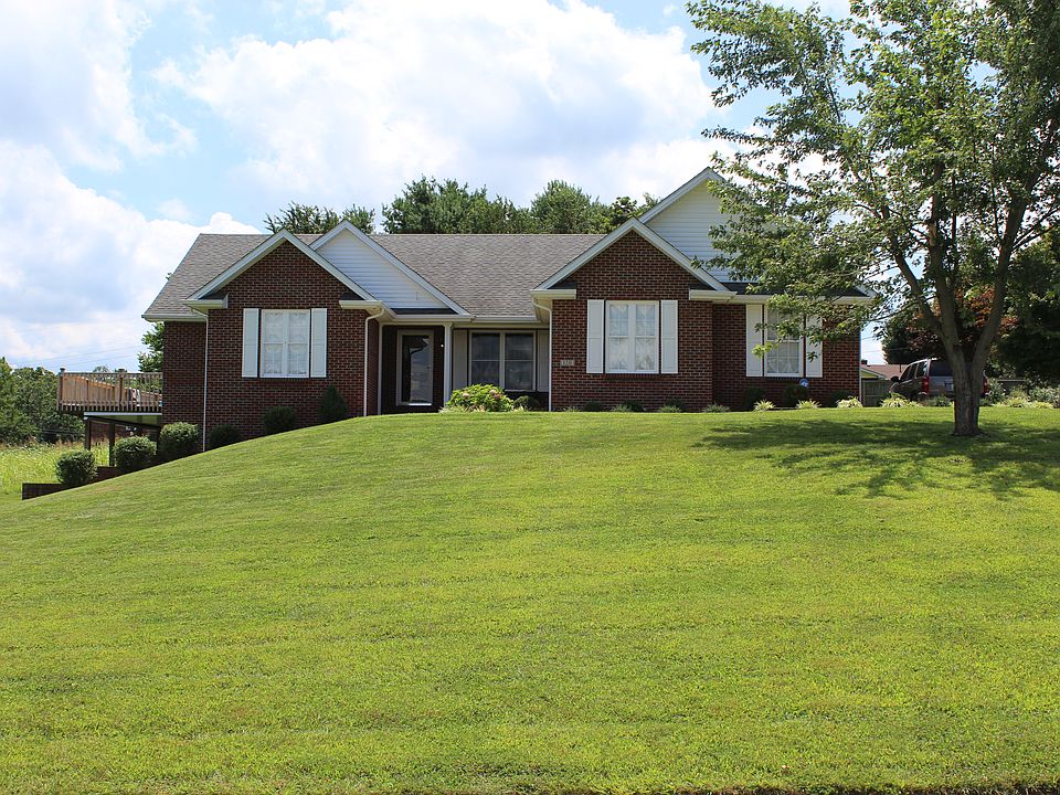 1st image of 120 Hunter Run Dr