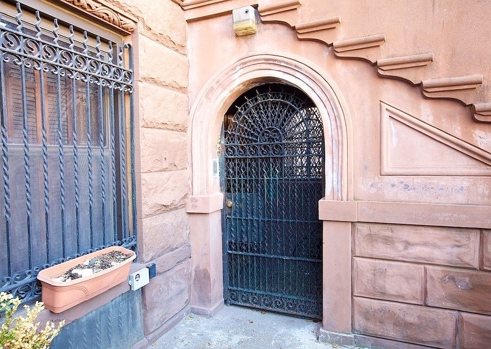 1st image of 126 W 121st St #5