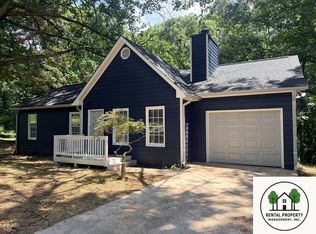 933 Davis Mill Rd S, Dallas, GA 30157
