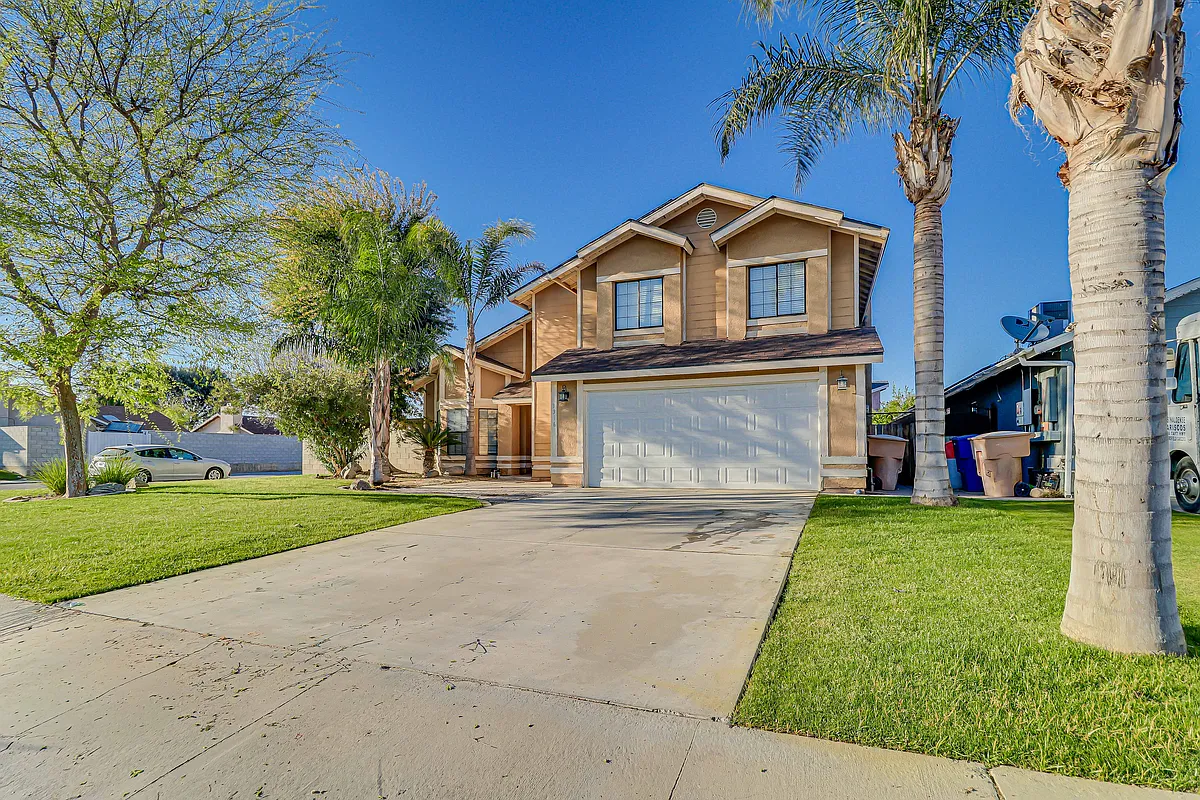 Building Photo - 3316 Fiesta Ave