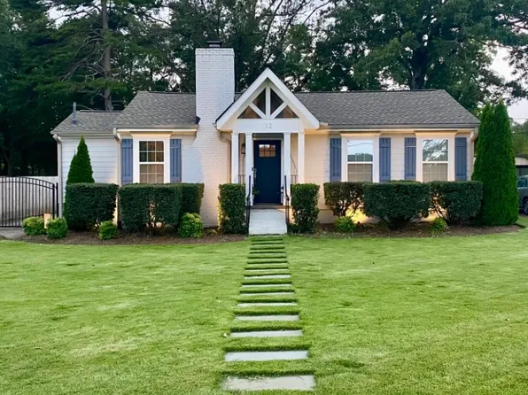 32 Potomac Ave, Greenville, SC 29605