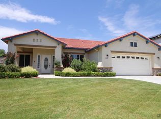 8604 Sandpines Dr, Bakersfield, CA 93312
