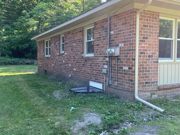 Side yard